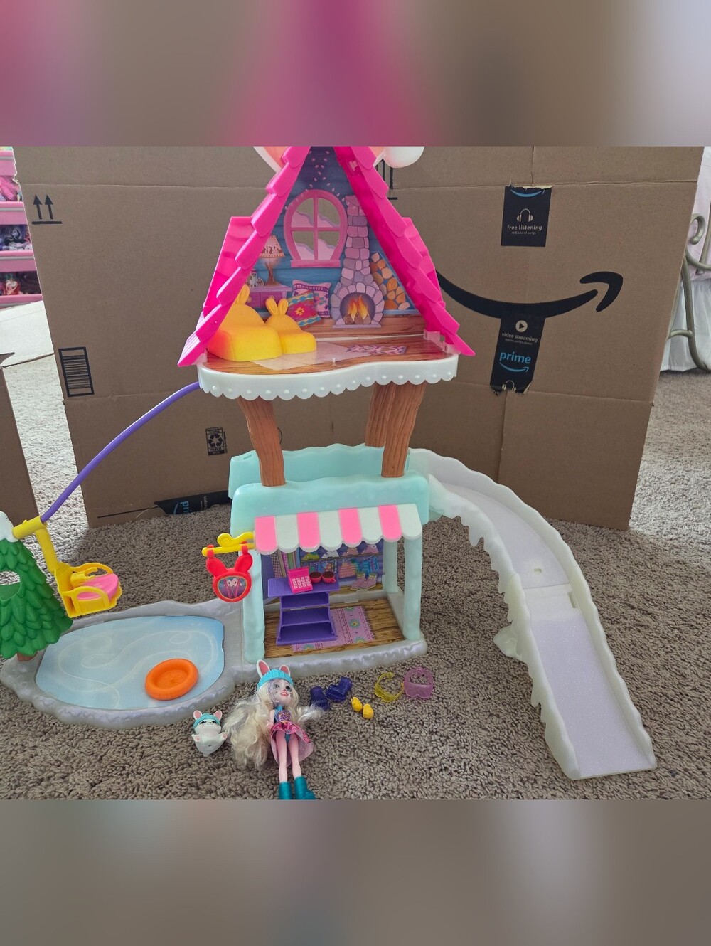 Enchantimals Hoppin' Ski Chalet